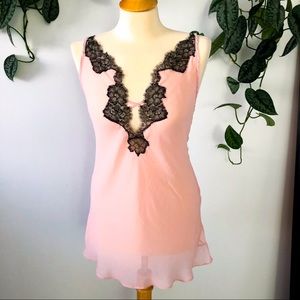 ❌SOLD❌ Victoria’s Secret Lace Chamise Night Gown